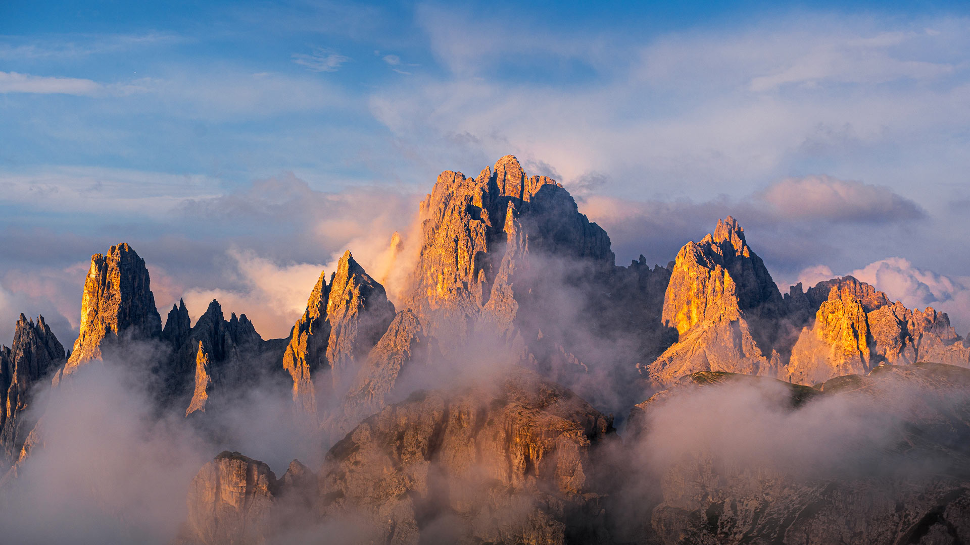米苏里纳群峰，多洛米蒂山脉，威尼托大区，意大利 (© Vithun Khamsong/Getty Images)